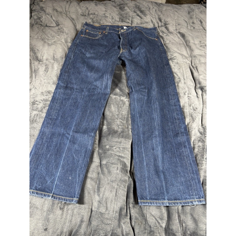 Vintage Levi's 501 Jeans Men's Size 38x30 Blue Button Fly Original Fit Y2K